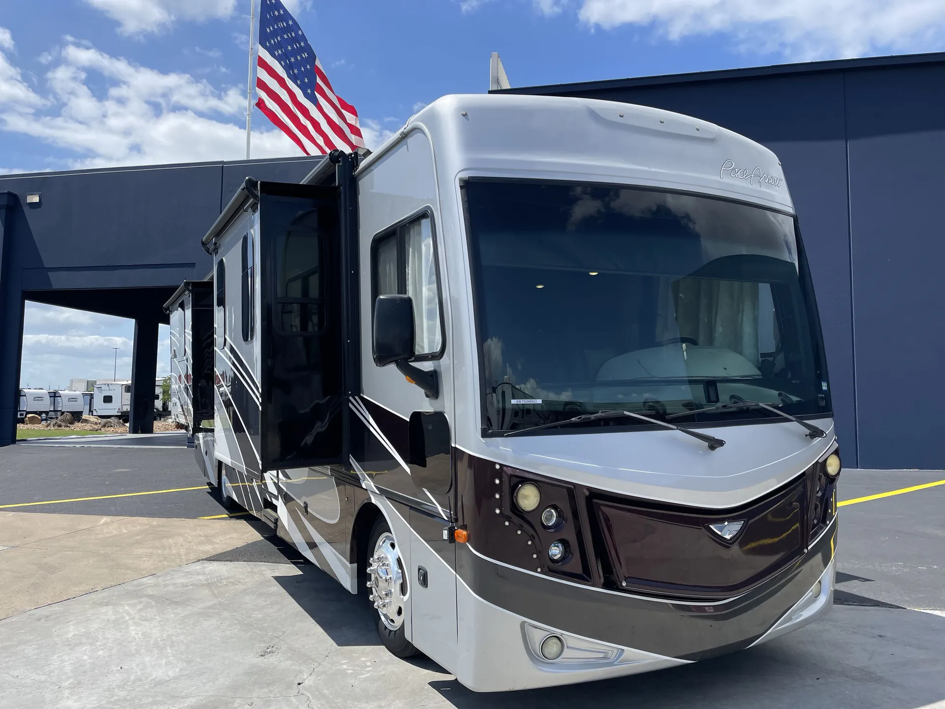 2020 fleetwood Pace Arrow 35S - Photo 2