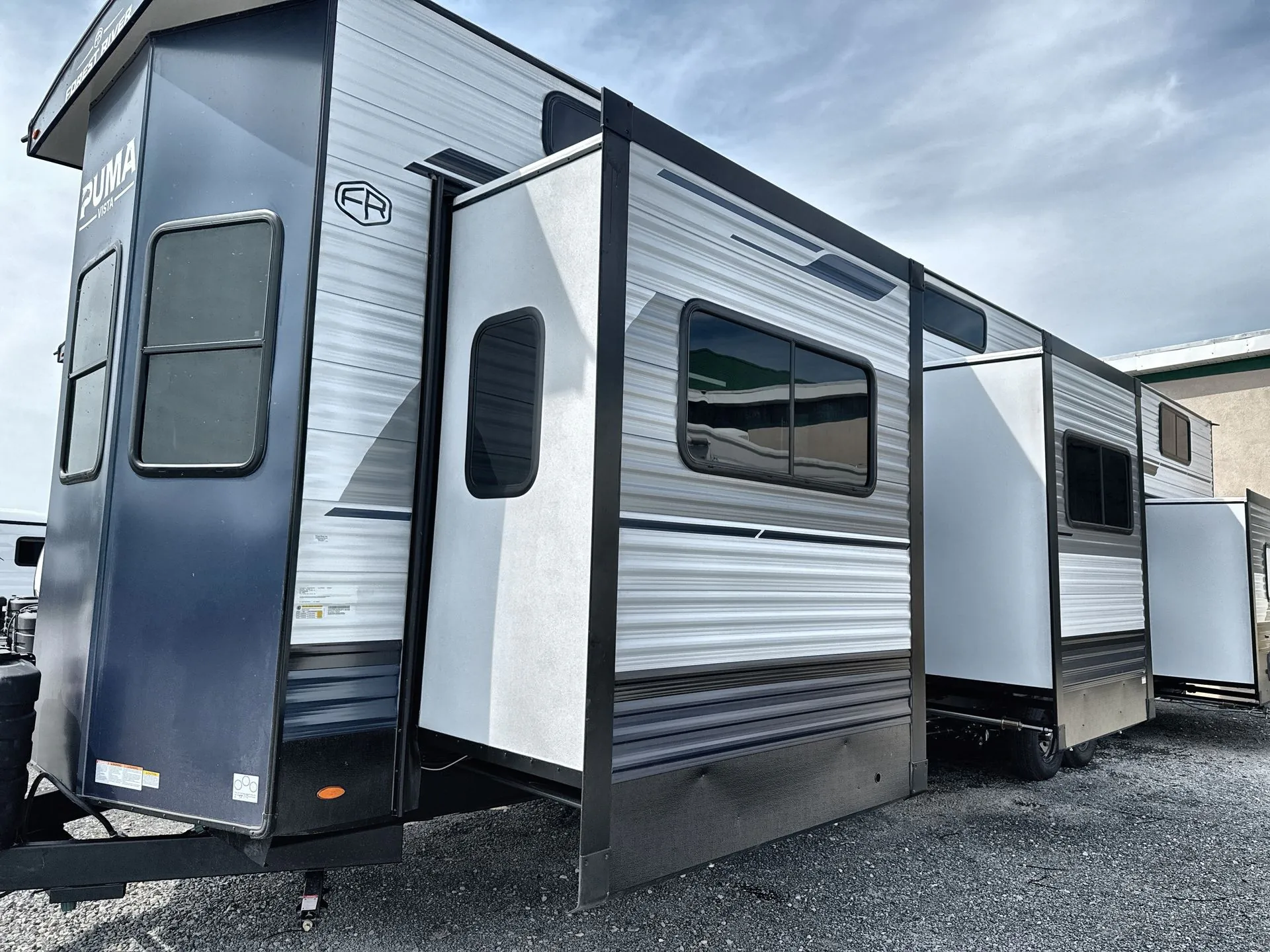2027 Forest River Puma Vista 403LFT — campside