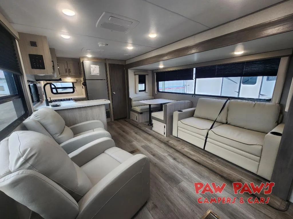 2026 Coachmen Catalina Legacy Edition 303RKDS - Photo 4