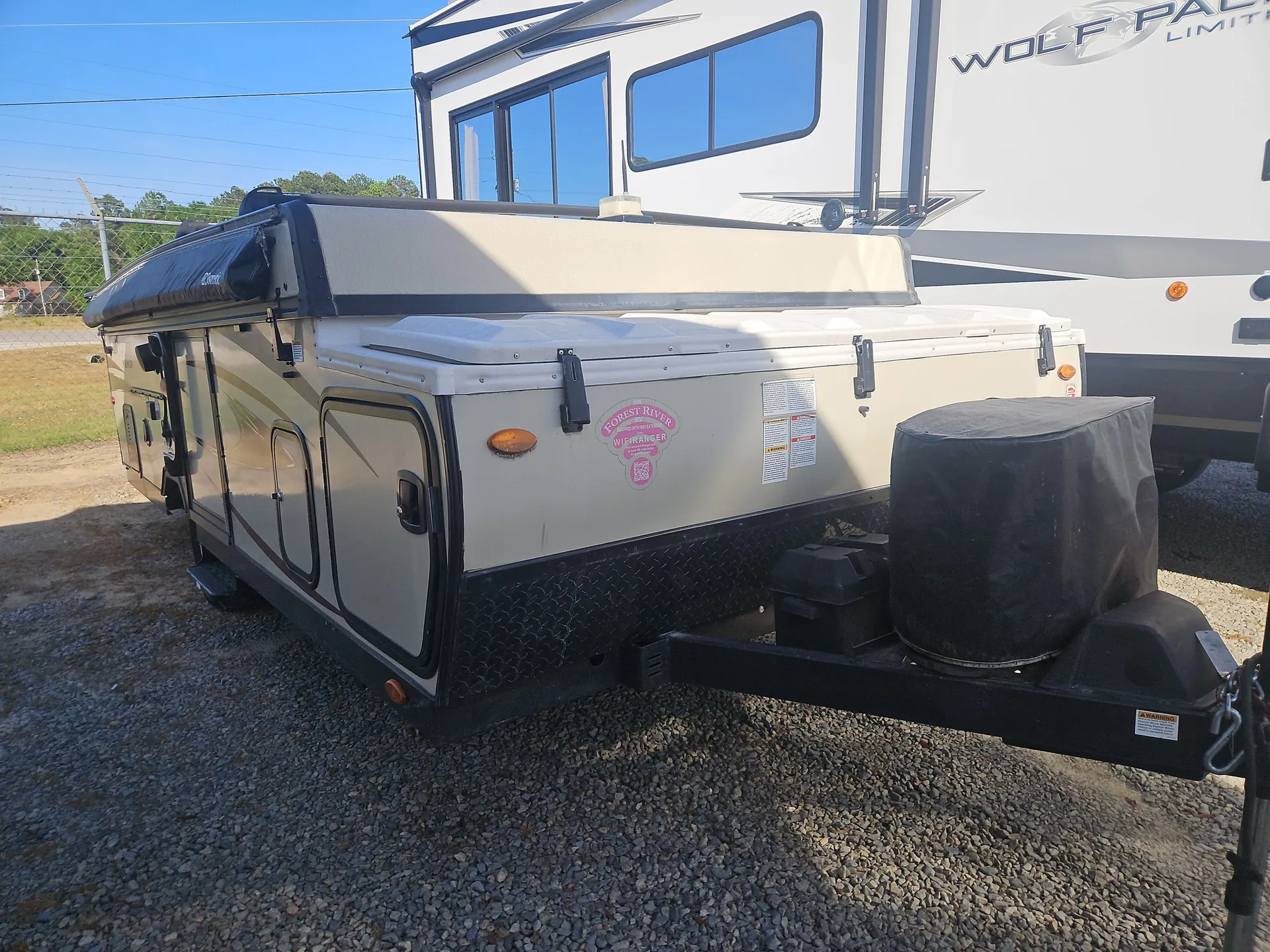 2018 Forest River Rockwood Premier 2516G