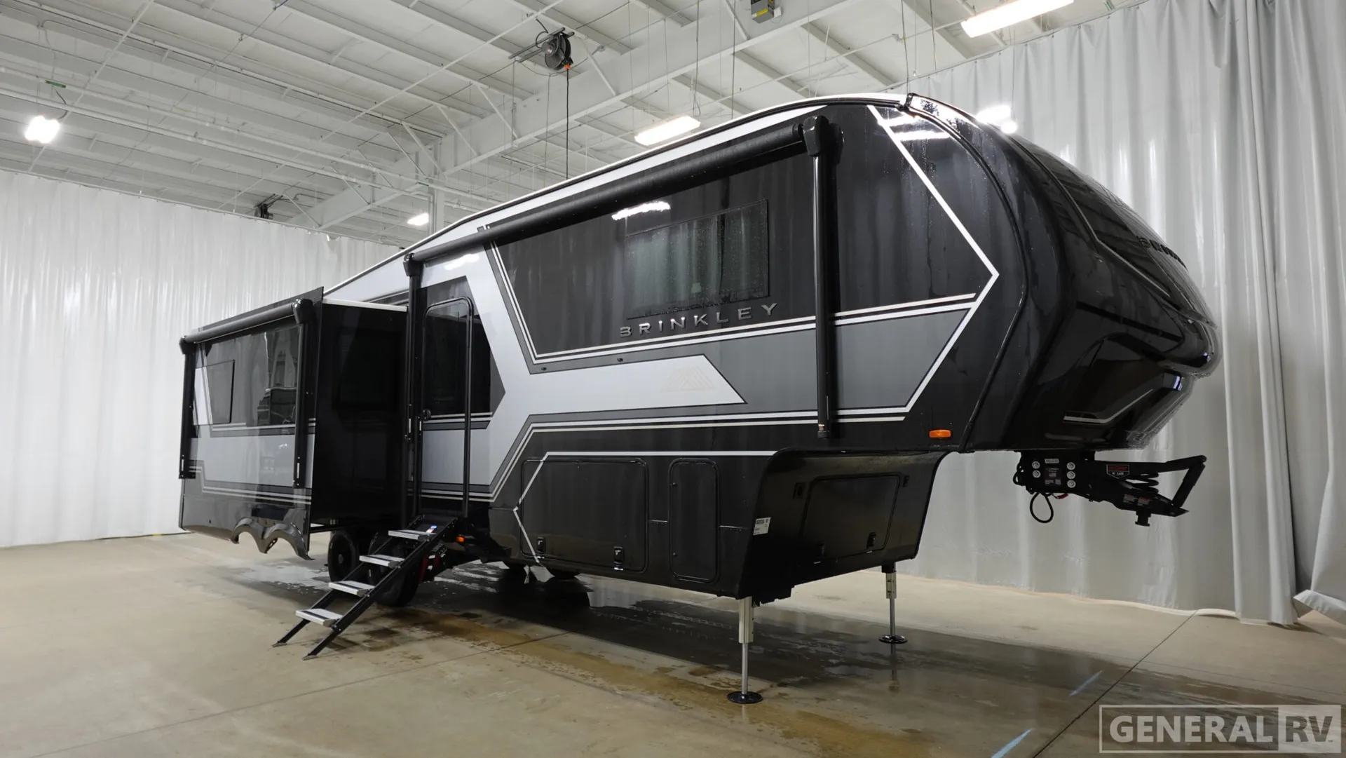 2026 Brinkley Model Z 3100 - Photo 2