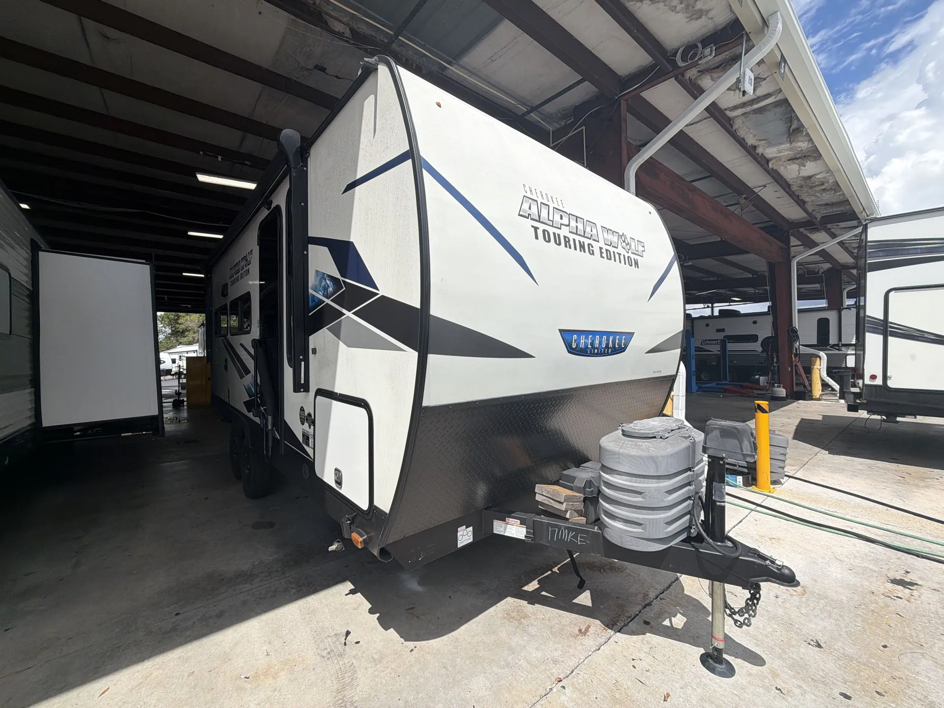 2024 Forest River Cherokee Alpha Wolf Touring Edition 17MKE - Photo 2