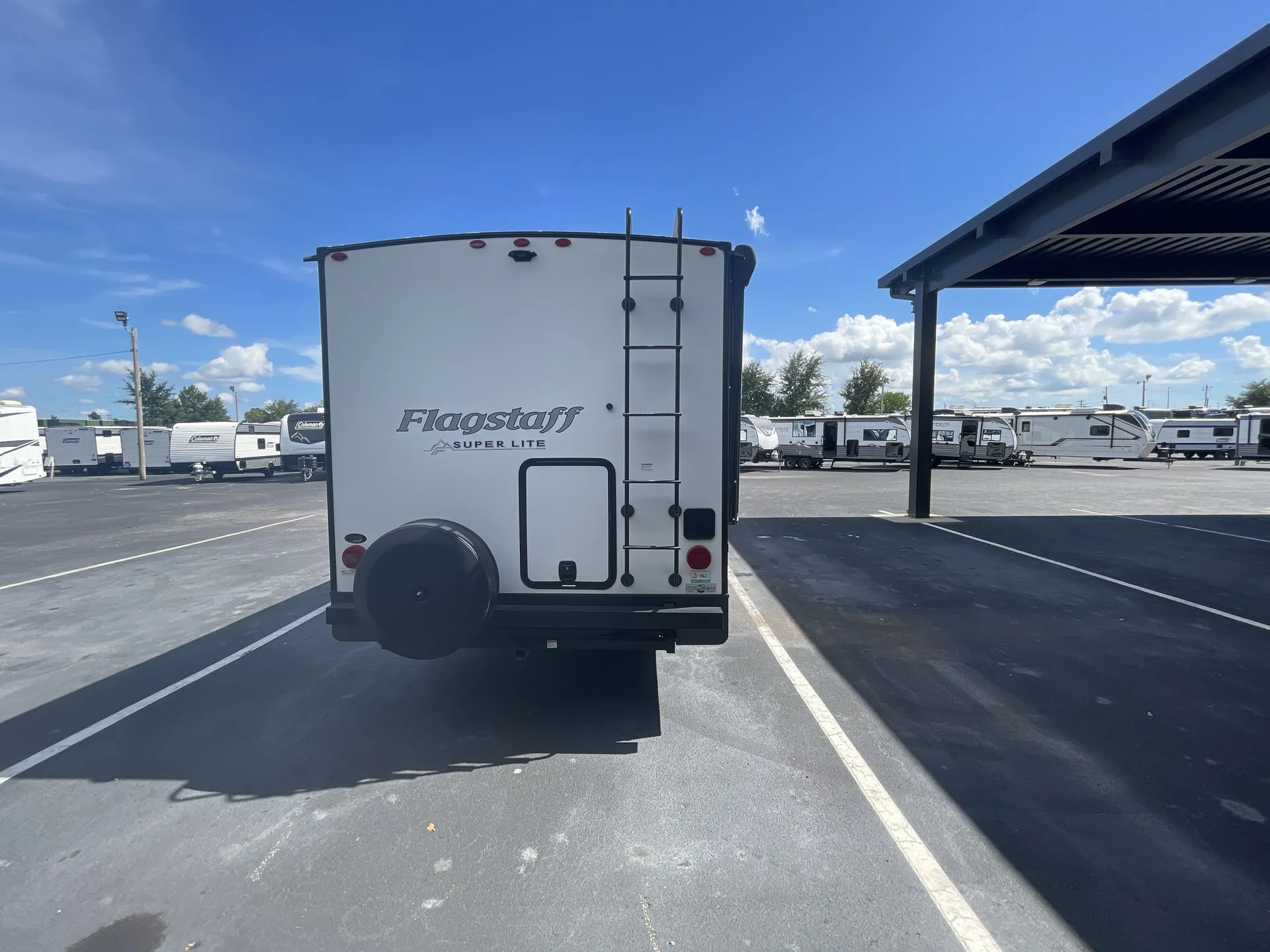 2023 Forest River Flagstaff Super Lite 27BHWS — backside