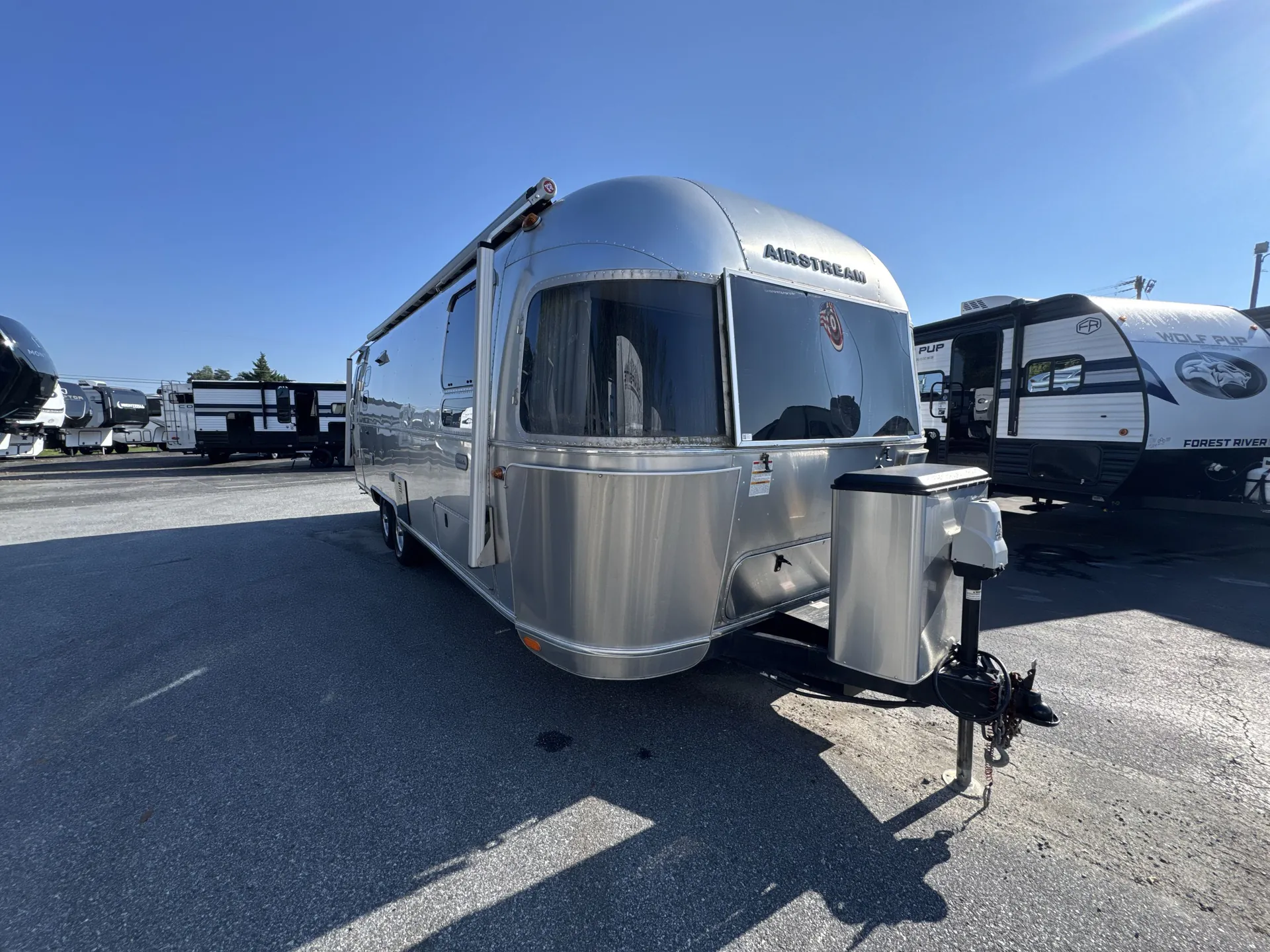 2019 airstream Globetrotter 27FB Twin - Photo 2