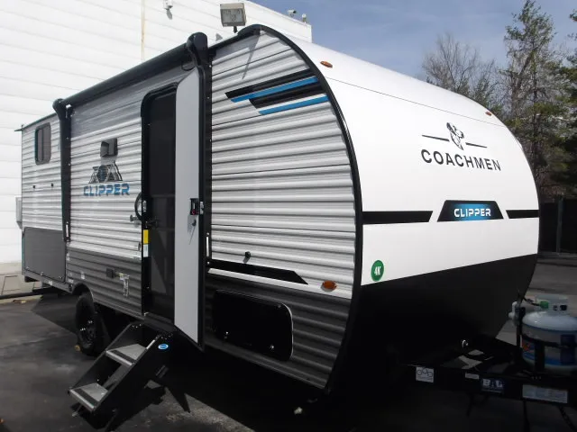 2026 Coachmen Clipper 18DBS - Photo 2