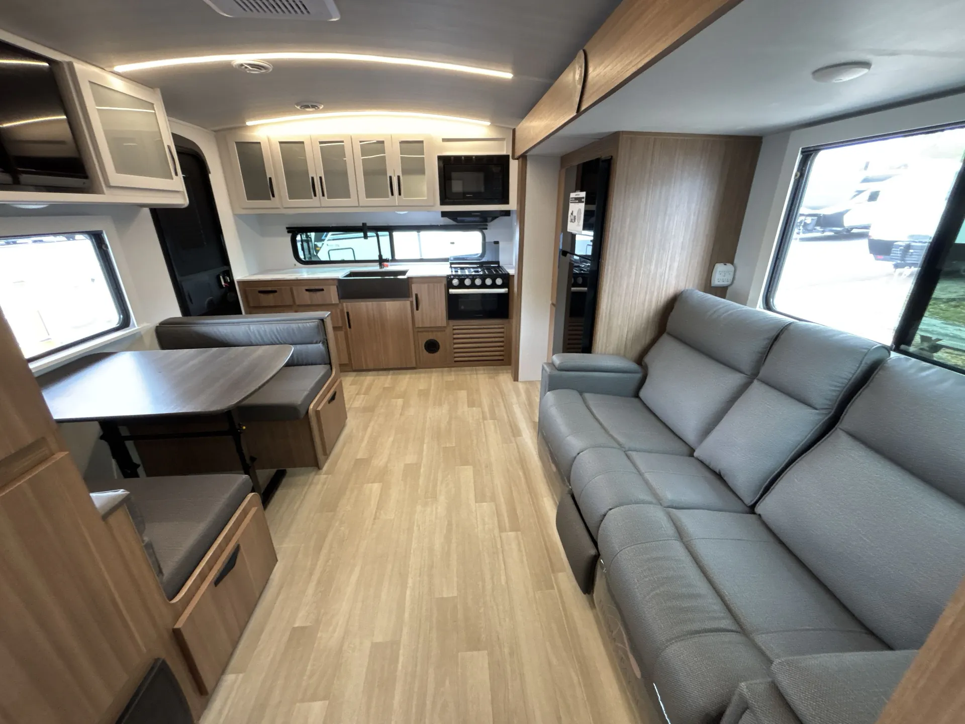 2025 Keystone Passport SL Series 2450RK — living area main