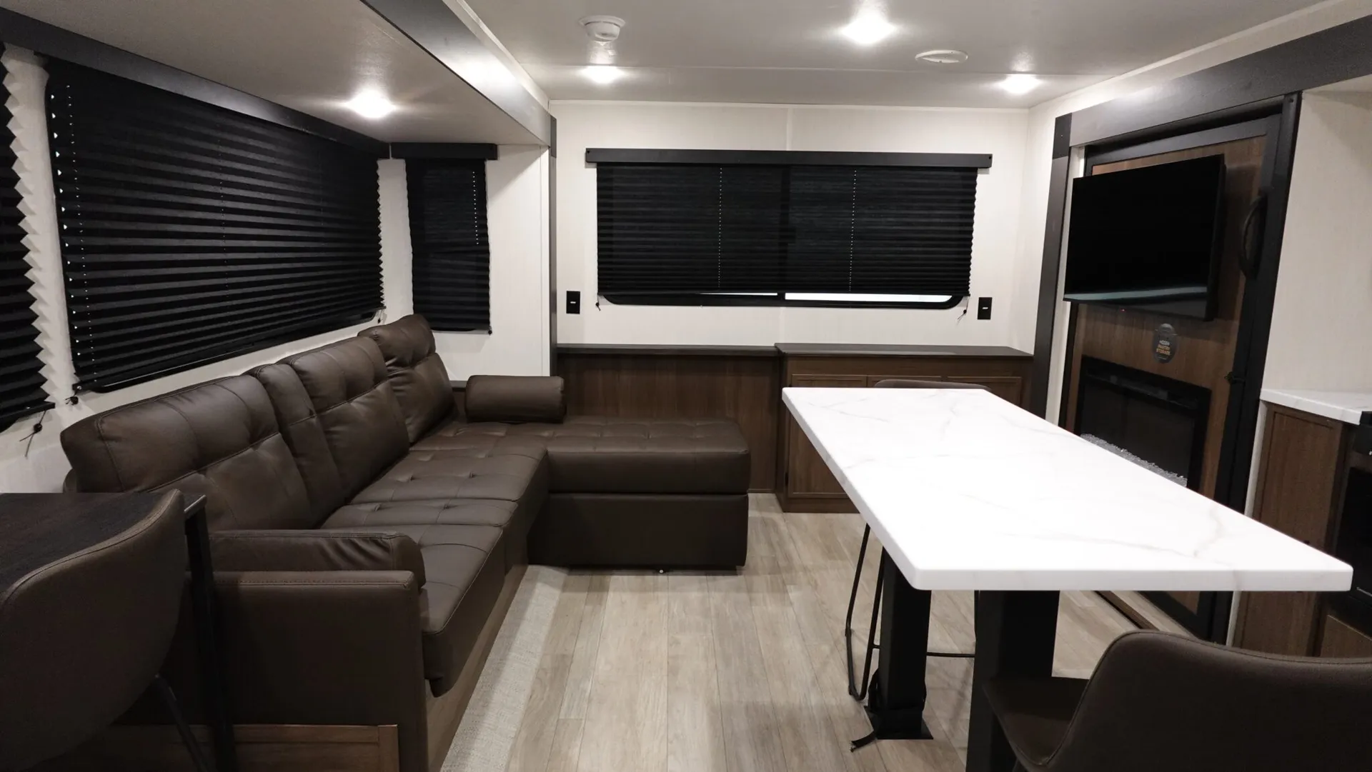 2026 Prime Time RV Avenger 27REI - Photo 3