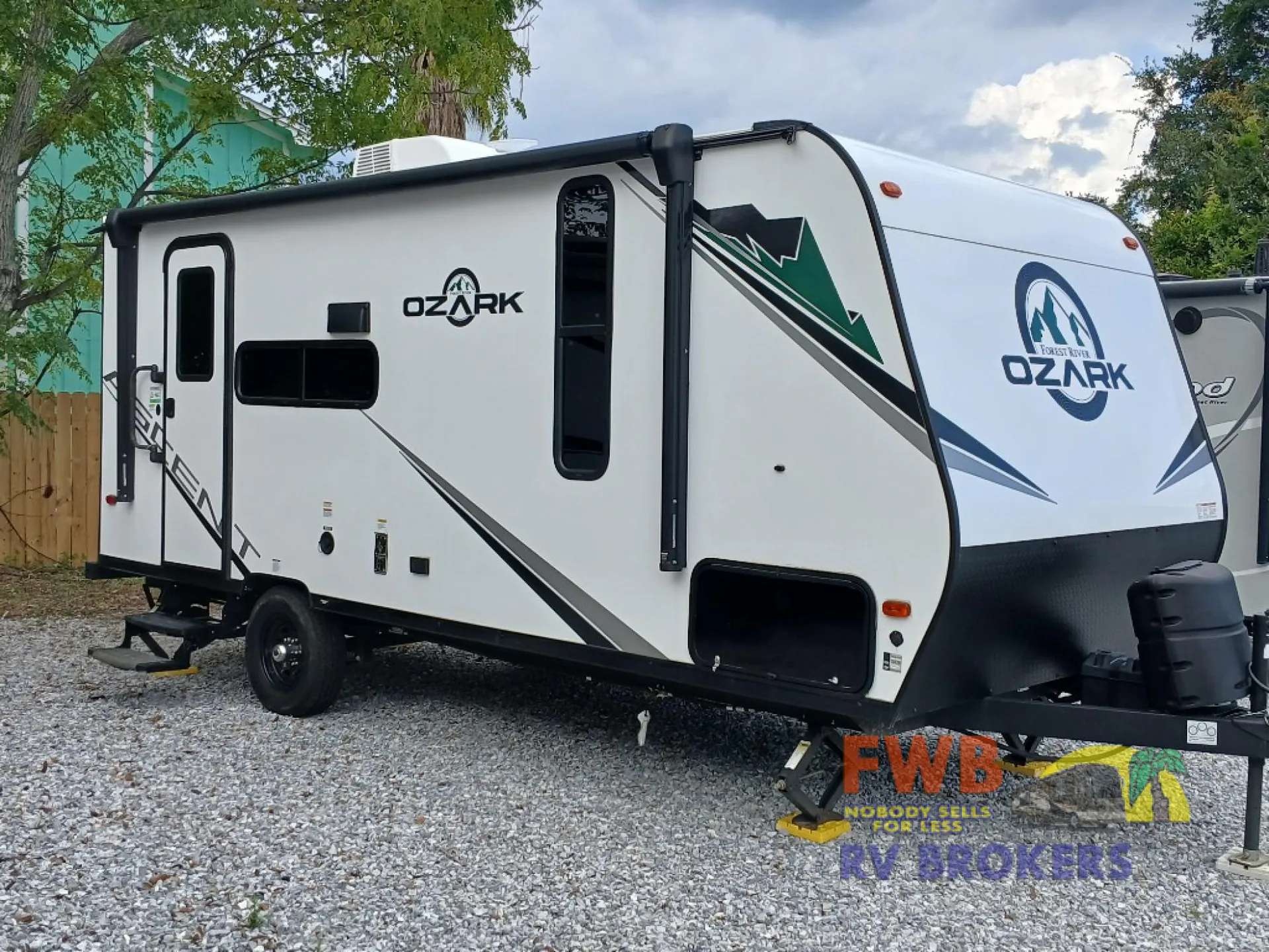 2023 Forest River Ozark 1800QS - Photo 3