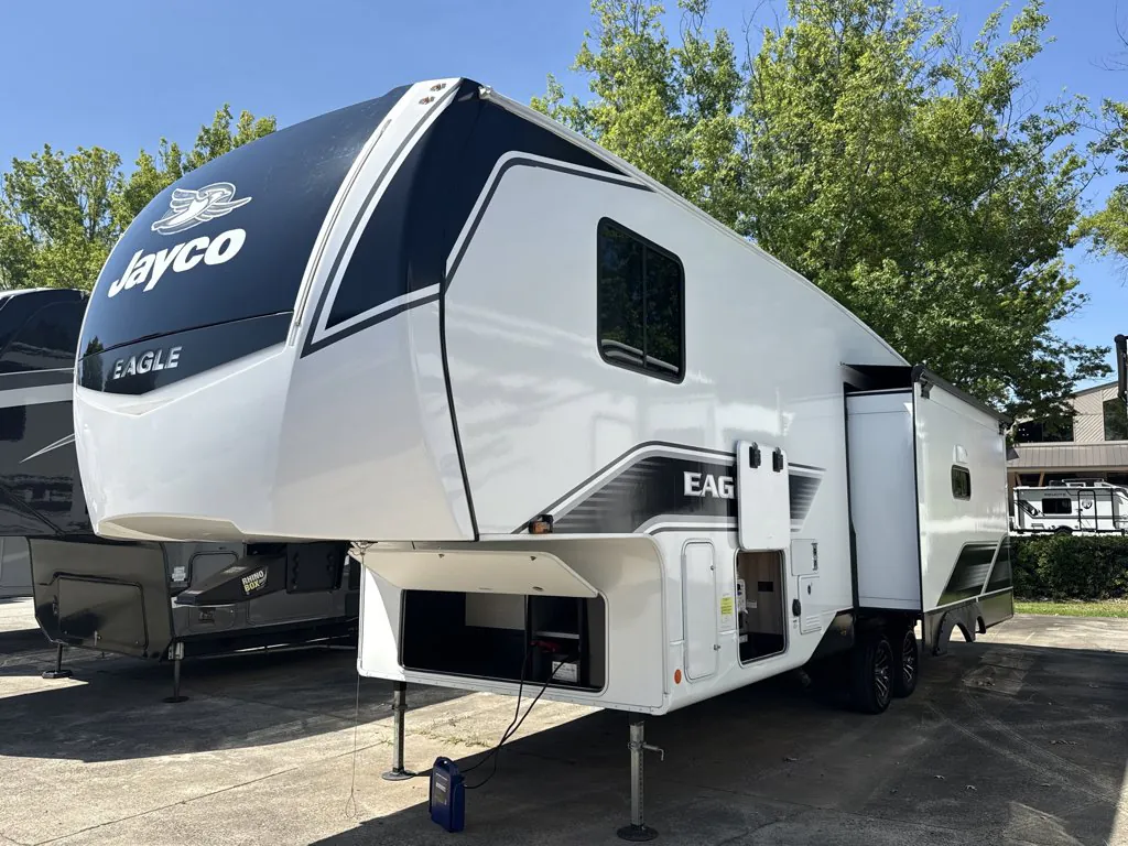 2024 Jayco Eagle 29RLC - Photo 4