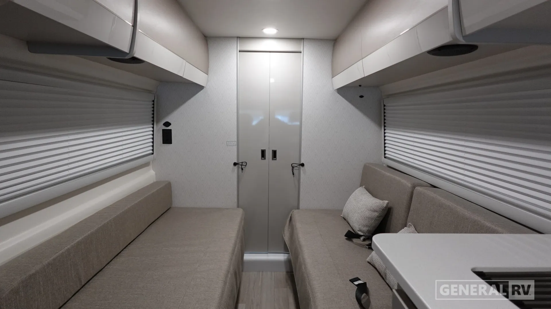2026 Thor Motor Coach Tellaro Sport 20L - Photo 3