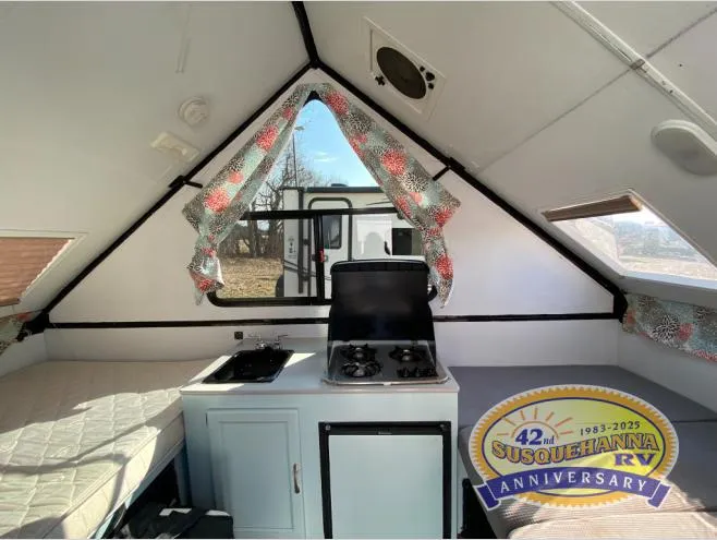 2016 Coachmen Clipper Camping Trailers C12RB - Photo 4