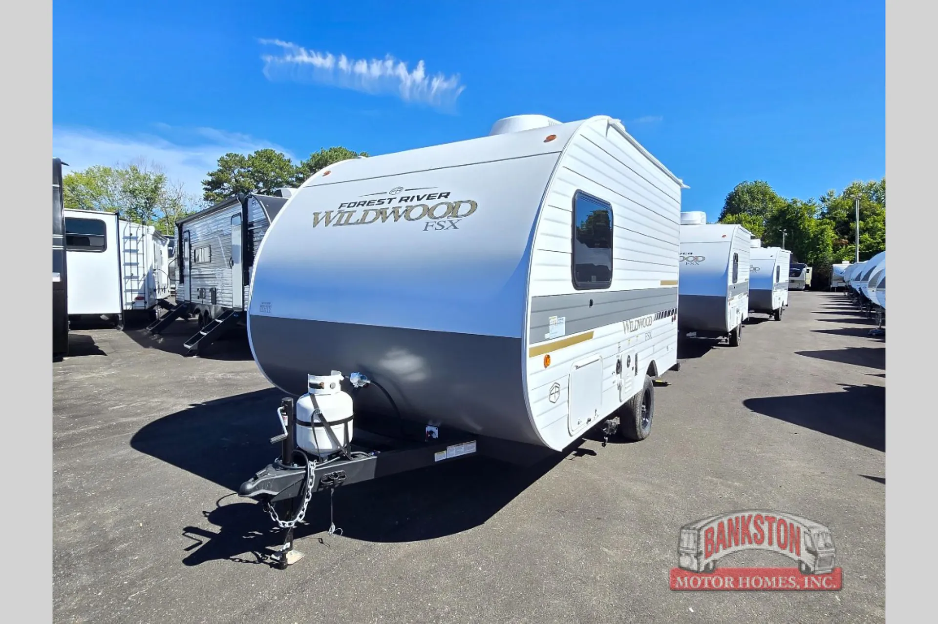 2027 Forest River Wildwood FSX 135ICE — Photo 5