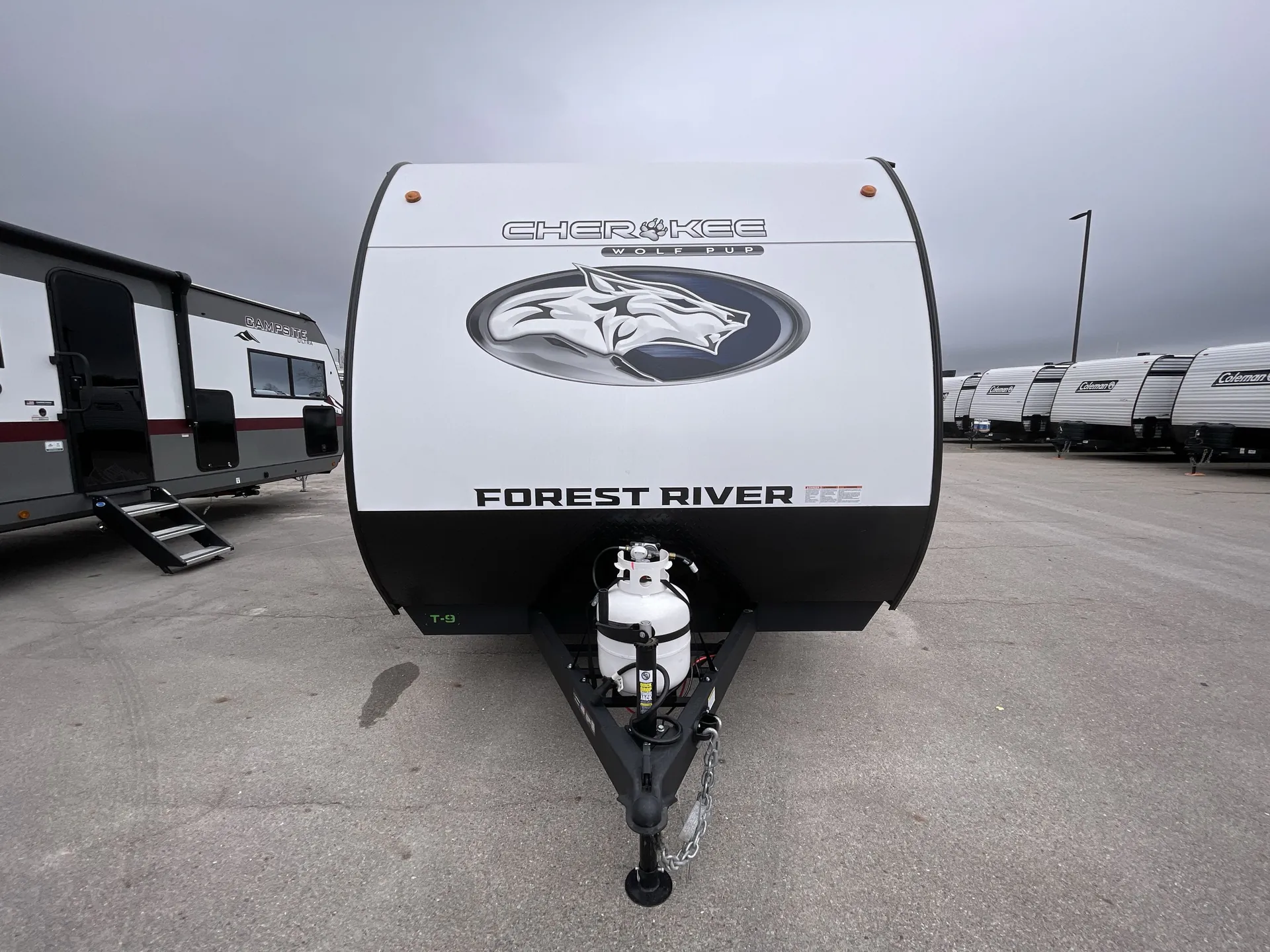 2026 Forest River Cherokee Wolf Pup 17LP — front