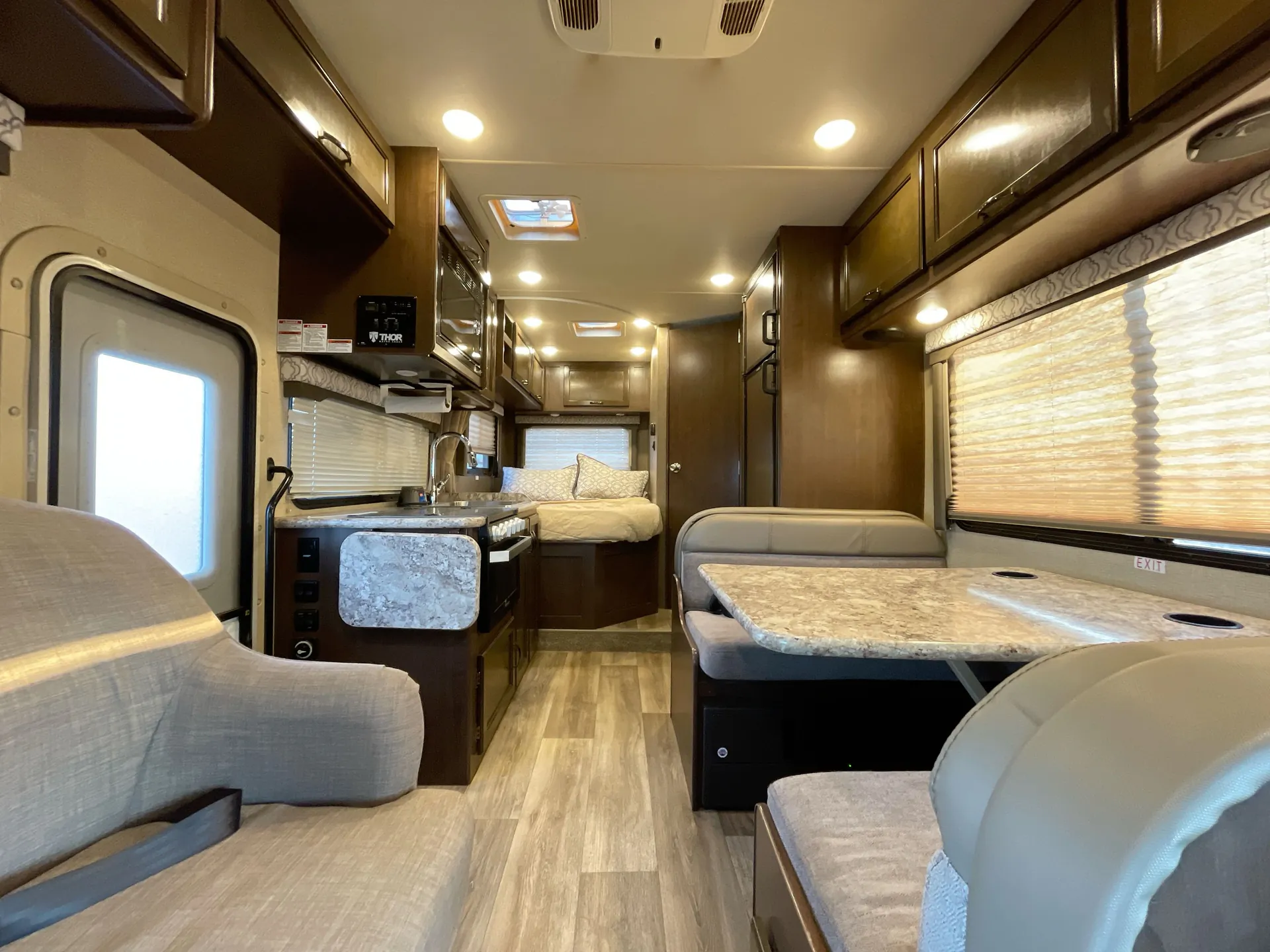2019 Thor Motor Coach Freedom Elite 24HE — living area main