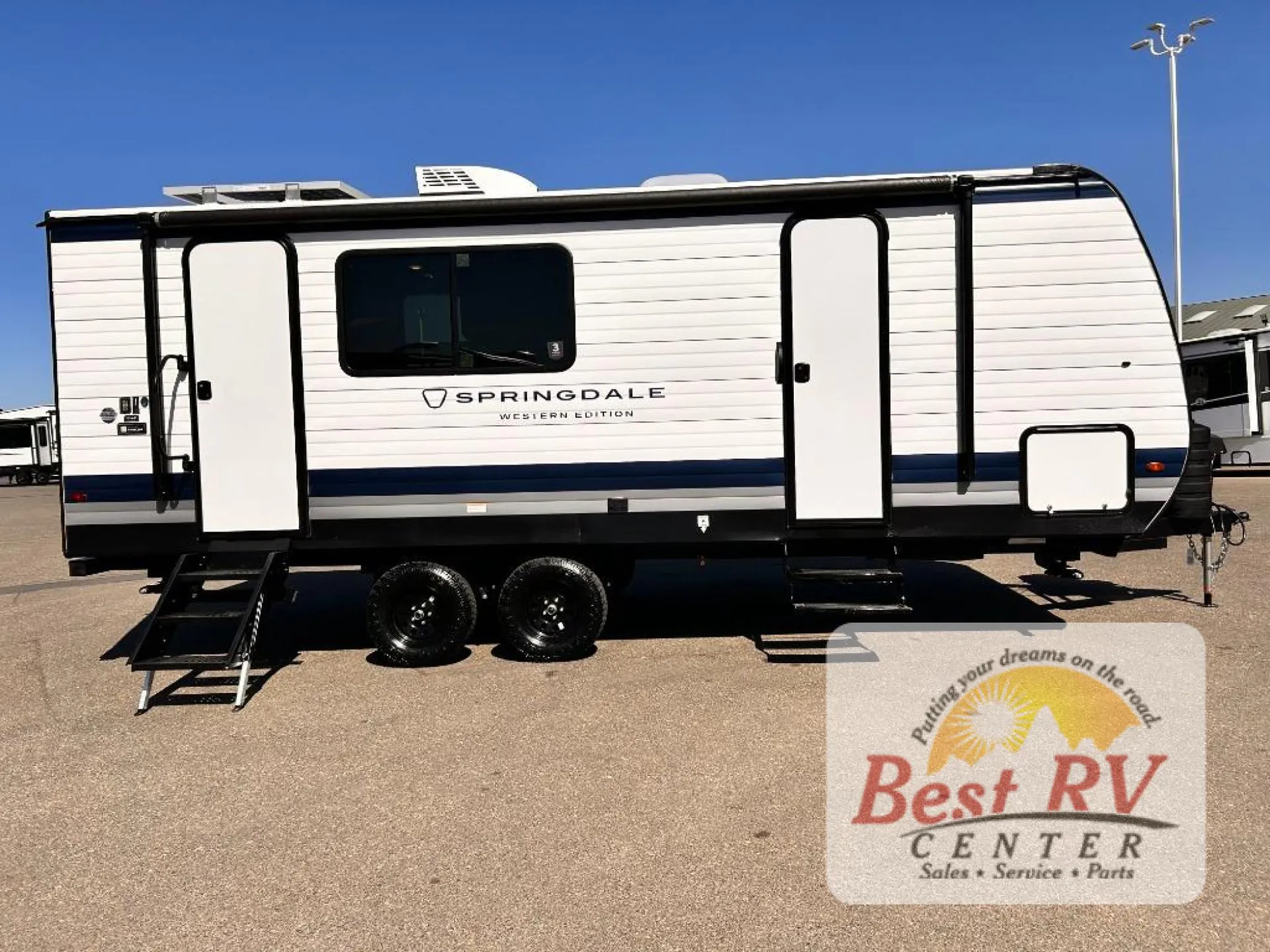 2027 Keystone Springdale 2100RLWE - Photo 3