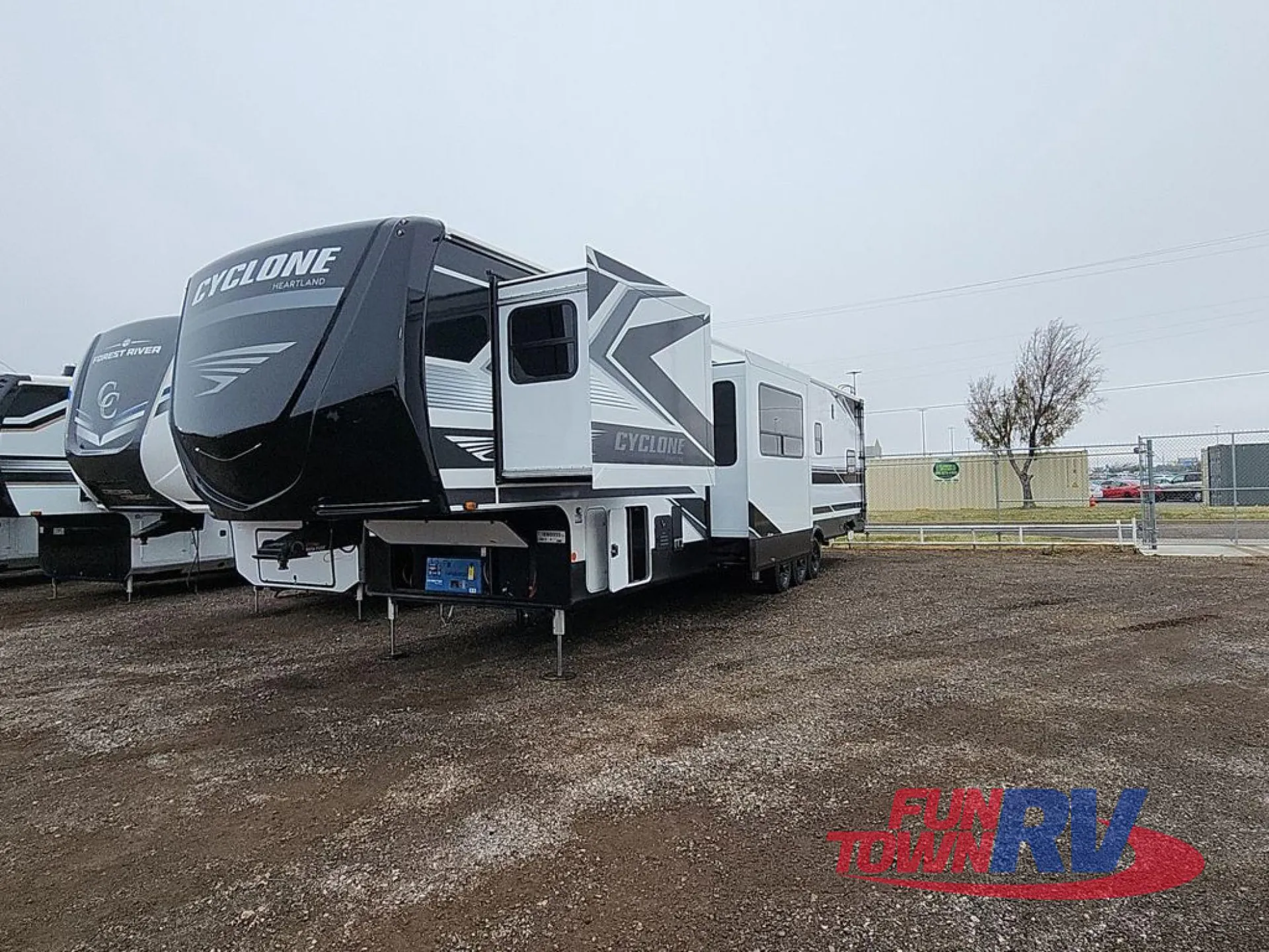 2026 Heartland Cyclone 3913