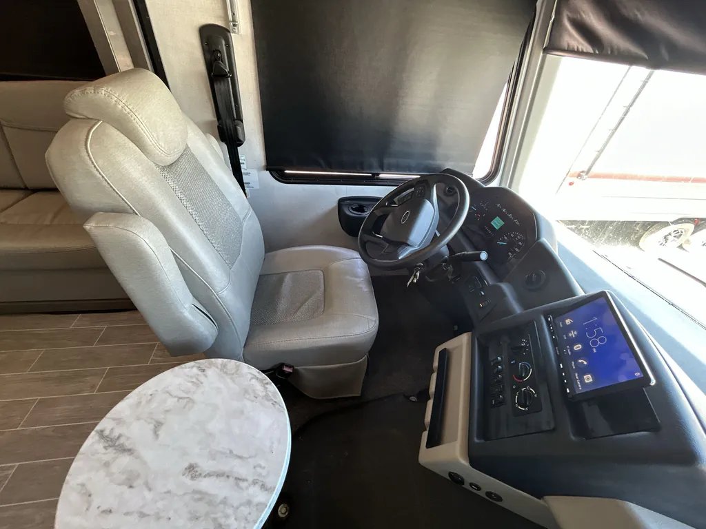 2023 Forest River Georgetown 5 Series GT5 36B5, Photos photo 6