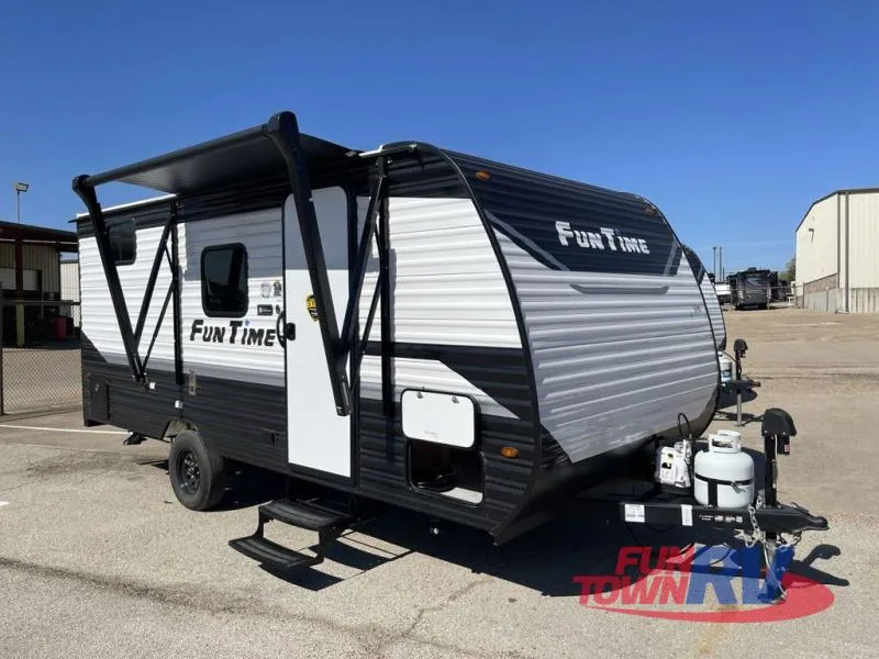 2026 CrossRoads RV Fun Time 185BH - Main photo
