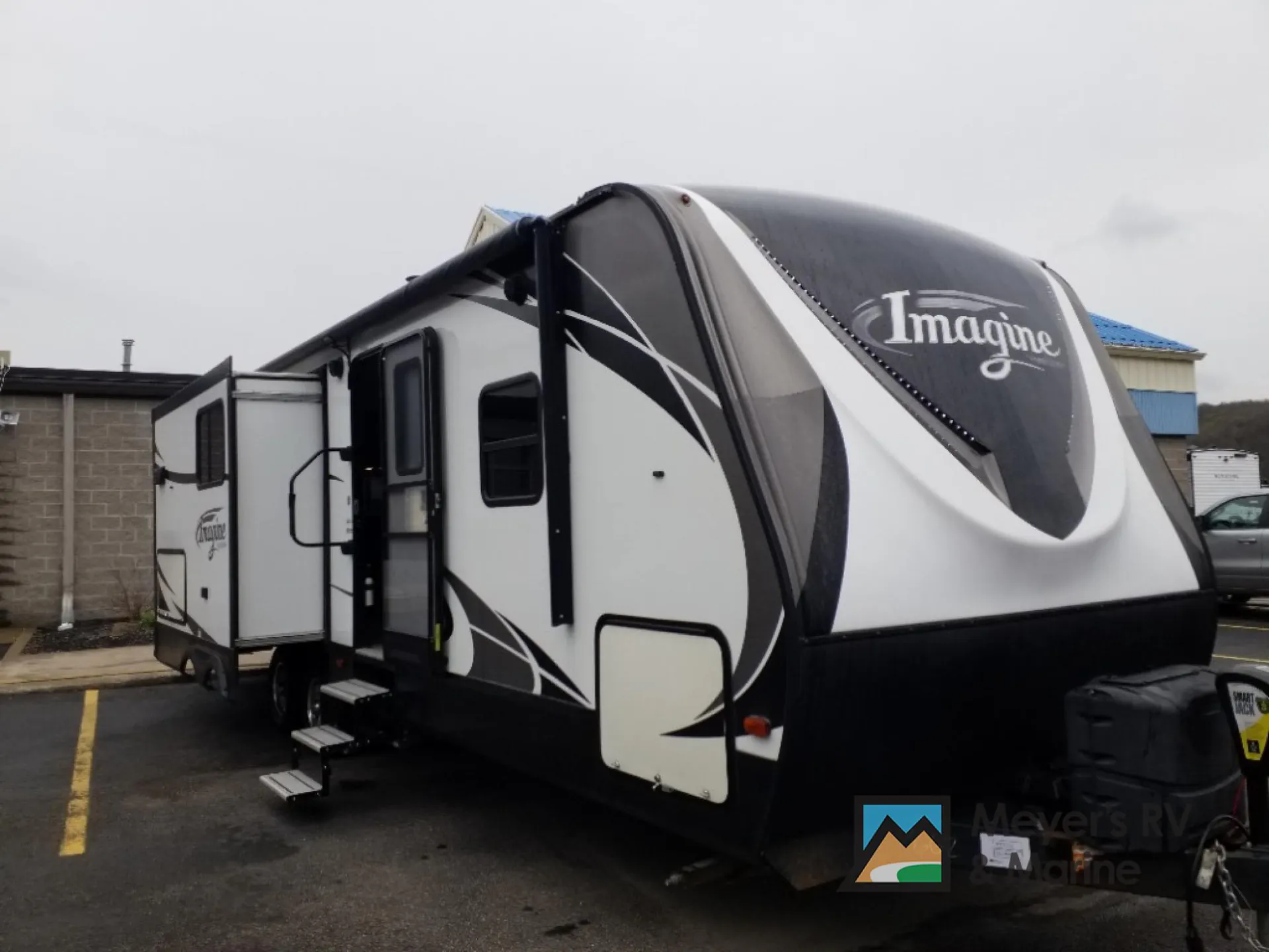2018 Grand Design Imagine 2670MK - Photo 2