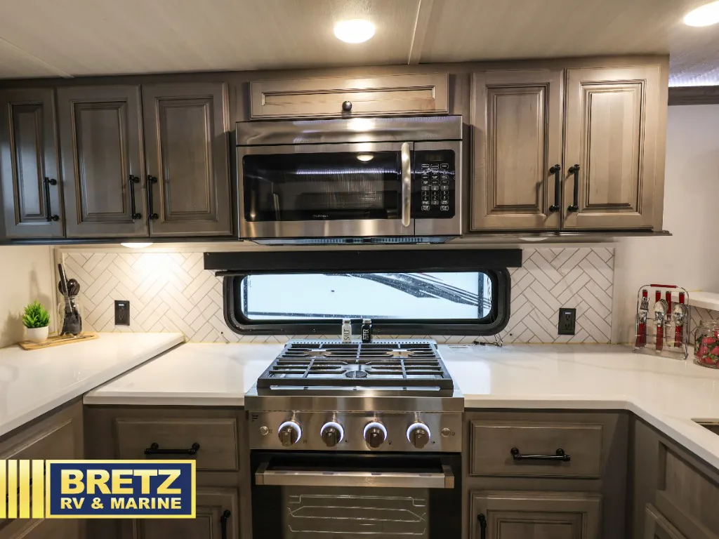 2023 Keystone Montana 3901RK, Photos photo 14