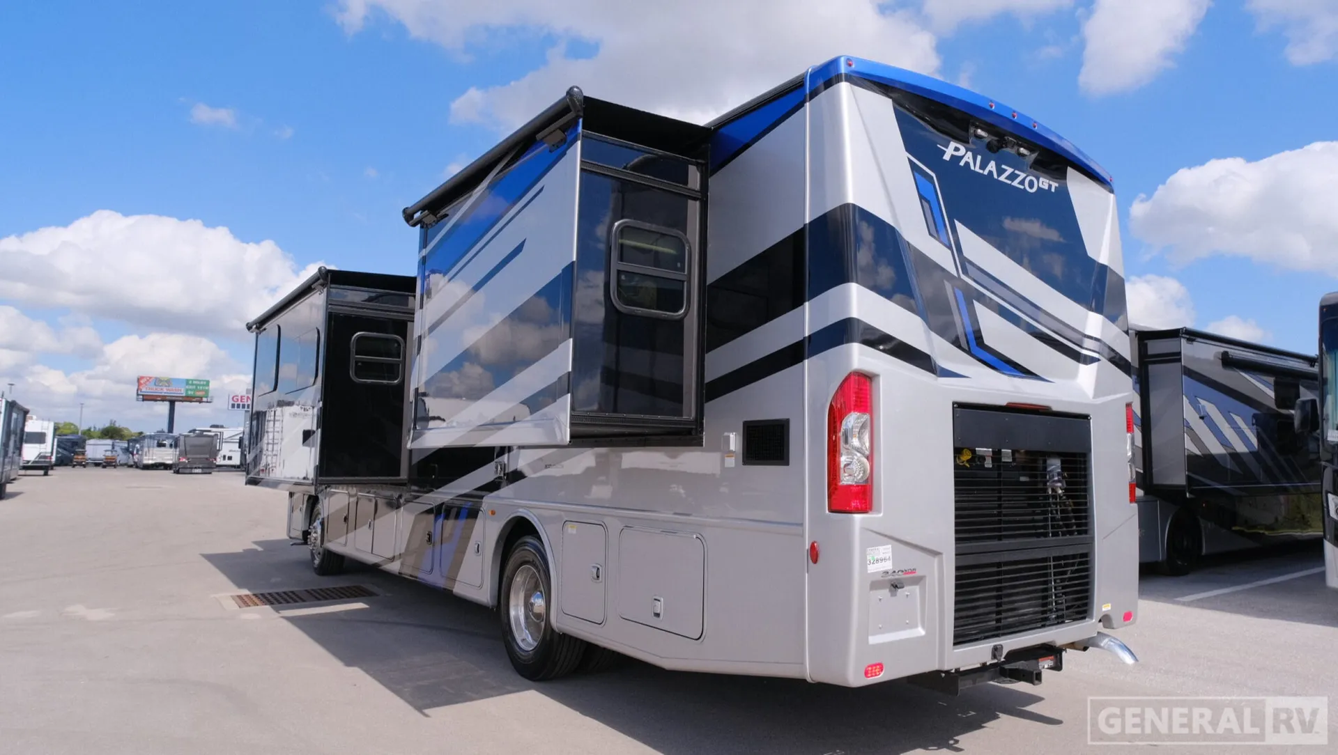 2026 Thor Motor Coach Palazzo GT 37.4 - Photo 4