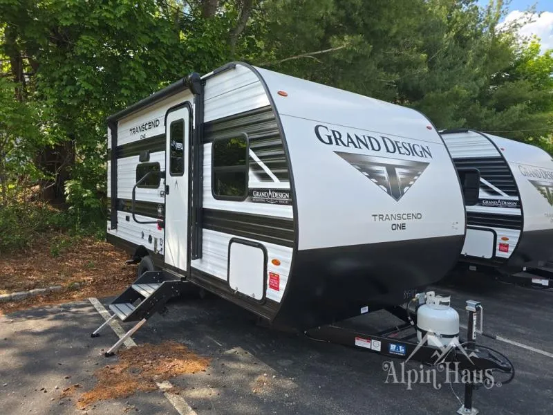 2026 Grand Design Transcend One 151BH - Photo 2