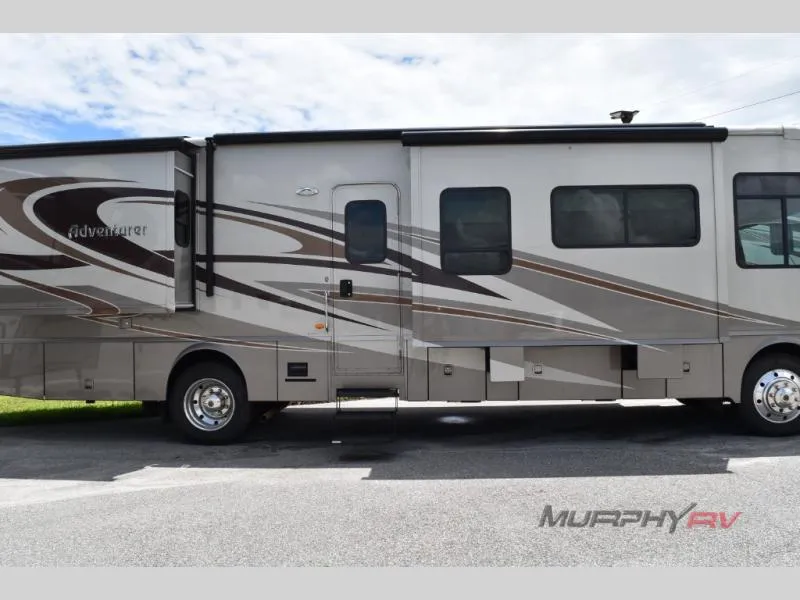 2015 Winnebago Adventurer 37F - Photo 2