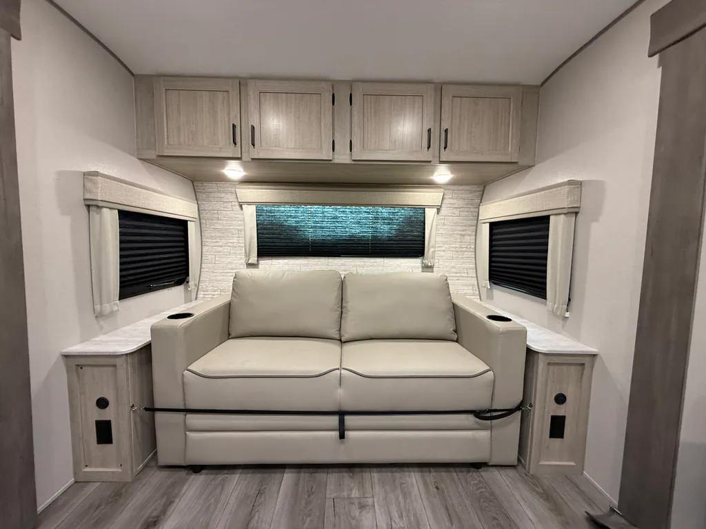2024 Coachmen Catalina Legacy Edition 283FEDS, Photos photo 12