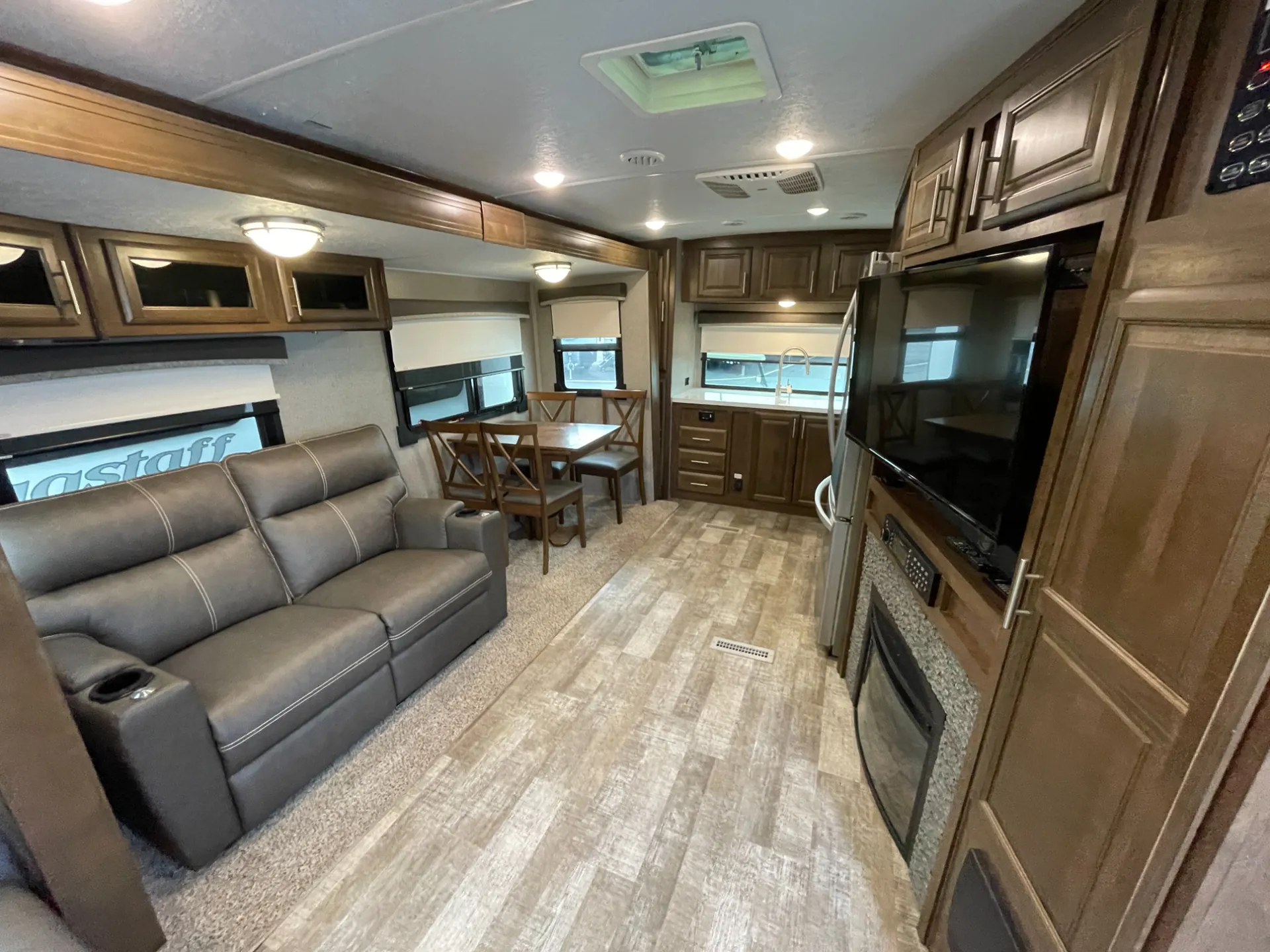 2020 Forest River Rockwood Signature Ultra Lite 8335BSS - Photo 3
