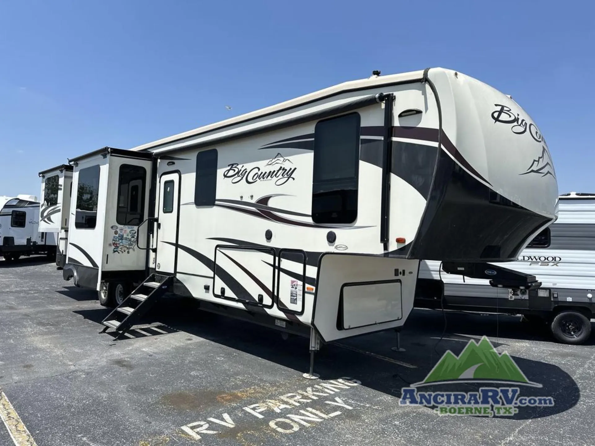 2019 Heartland Big Country 4011ERD - Photo 2