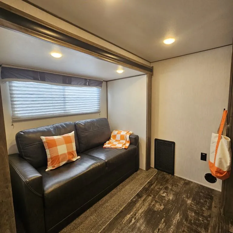 2021 Forest River Sabre 36BHQ, Photos photo 14