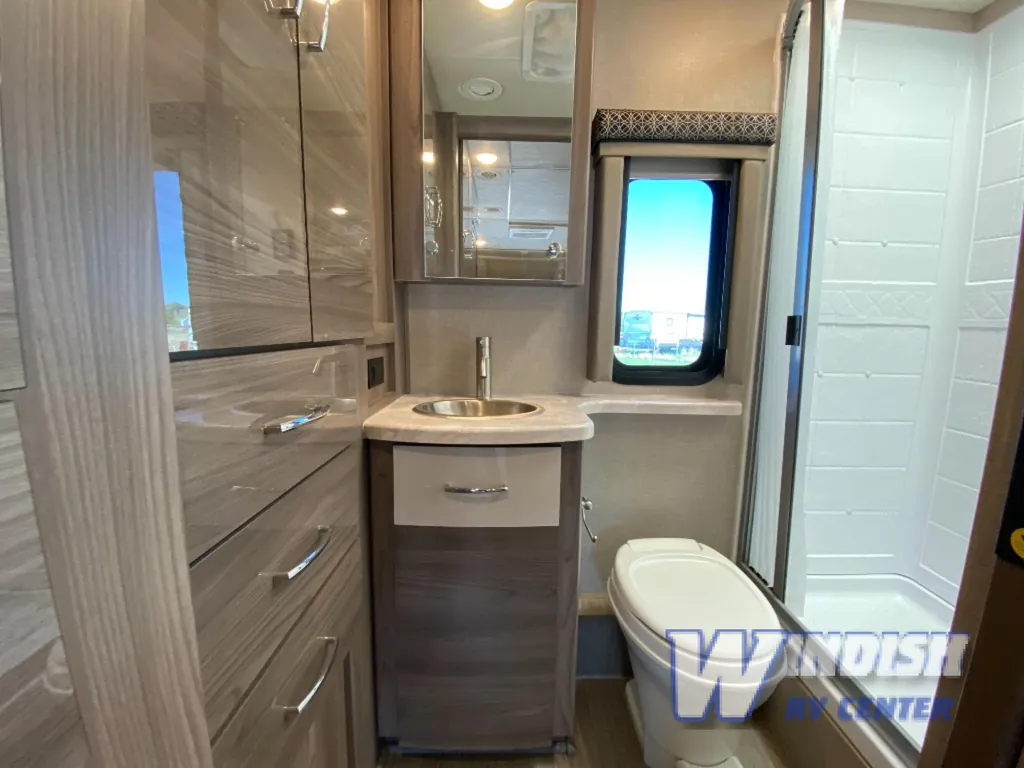 2022 Thor Motor Coach Tiburon 24FB, Photos photo 20