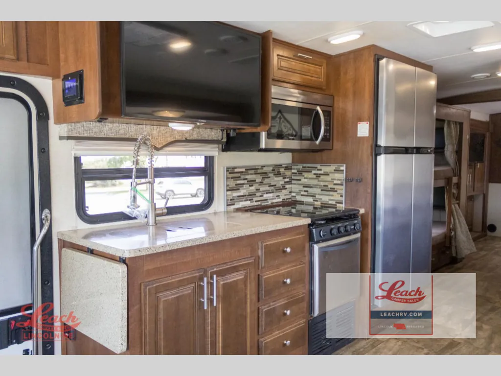 2018 Forest River Georgetown 5 Series GT5 36B5, Photos photo 15