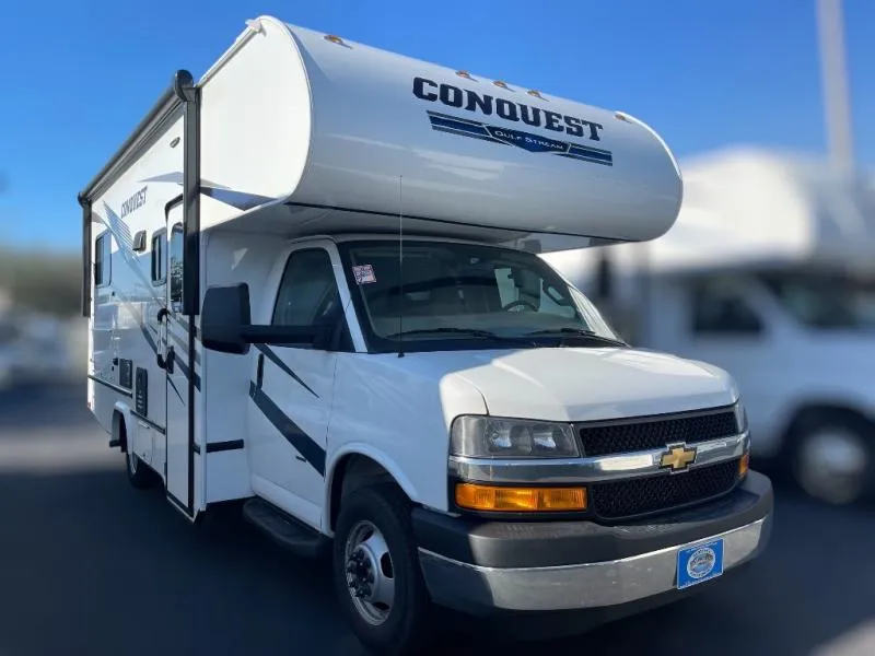 2025 Gulf Stream Conquest 6237LE - Photo 2