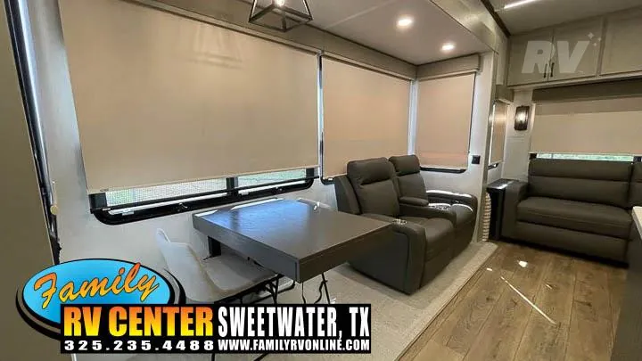 2025 Palomino Columbus 380RL dealer photo 4 from Family RV Center