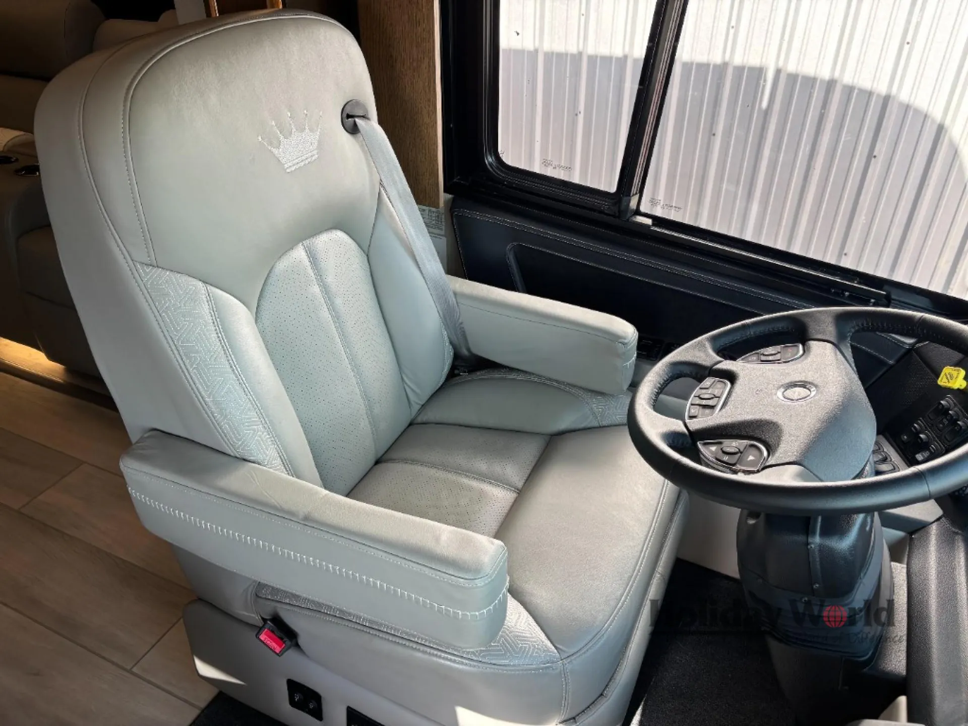 2023 Newmar King Aire 4531 - Photo 3