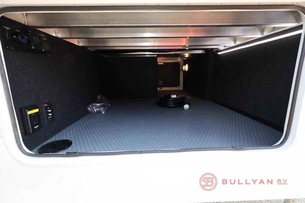 2027 Keystone RV Cougar Half-Ton 28RLI - Photo 4