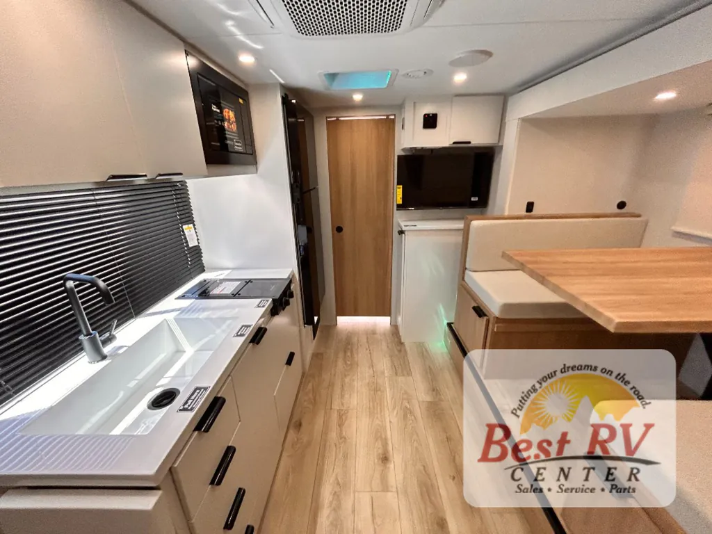 2027 Winnebago Micro Minnie 2108DS, Photos photo 52