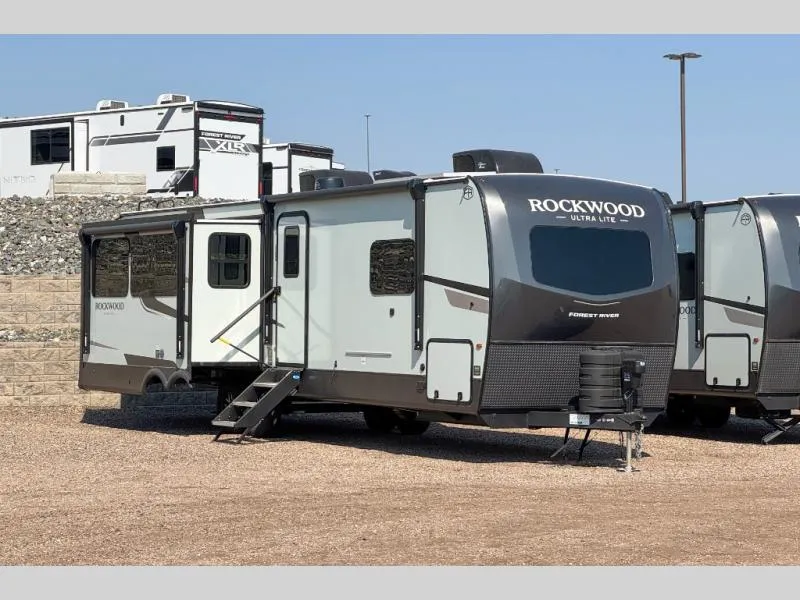 2026 Forest River Rockwood Ultra Lite 2906RL - Photo 2