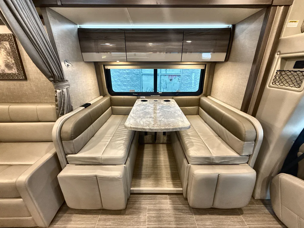 2022 Thor Motor Coach Tiburon 24FB, Photos photo 13