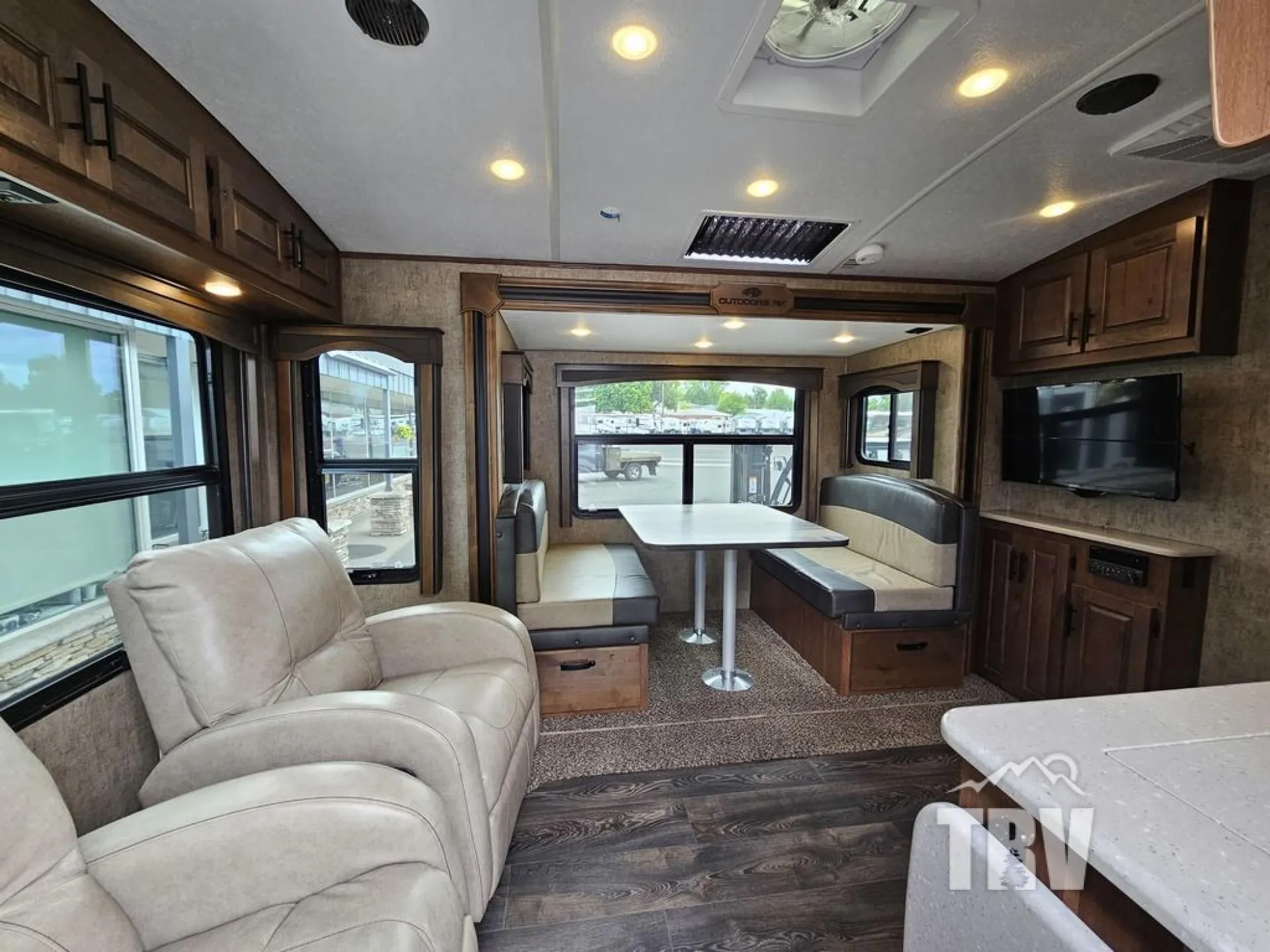 2023 Outdoors RV Timber Ridge Titanium Series 24RLS - Photo 4