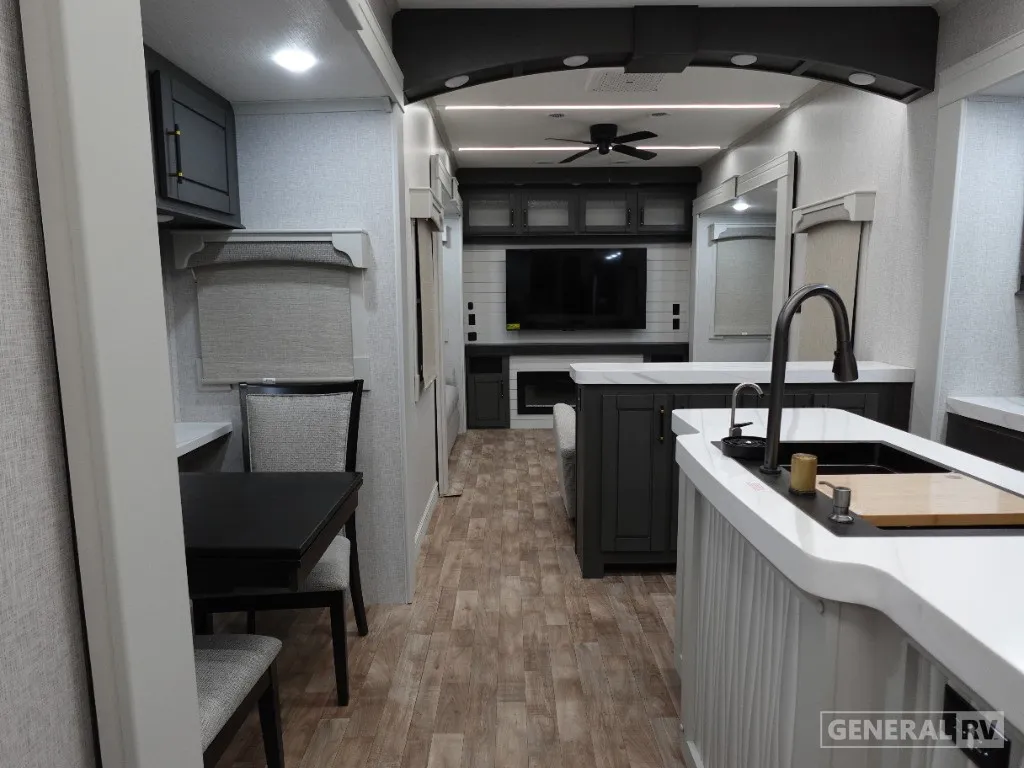 2025 Crossroads RV Redwood 415RD - Photo 4