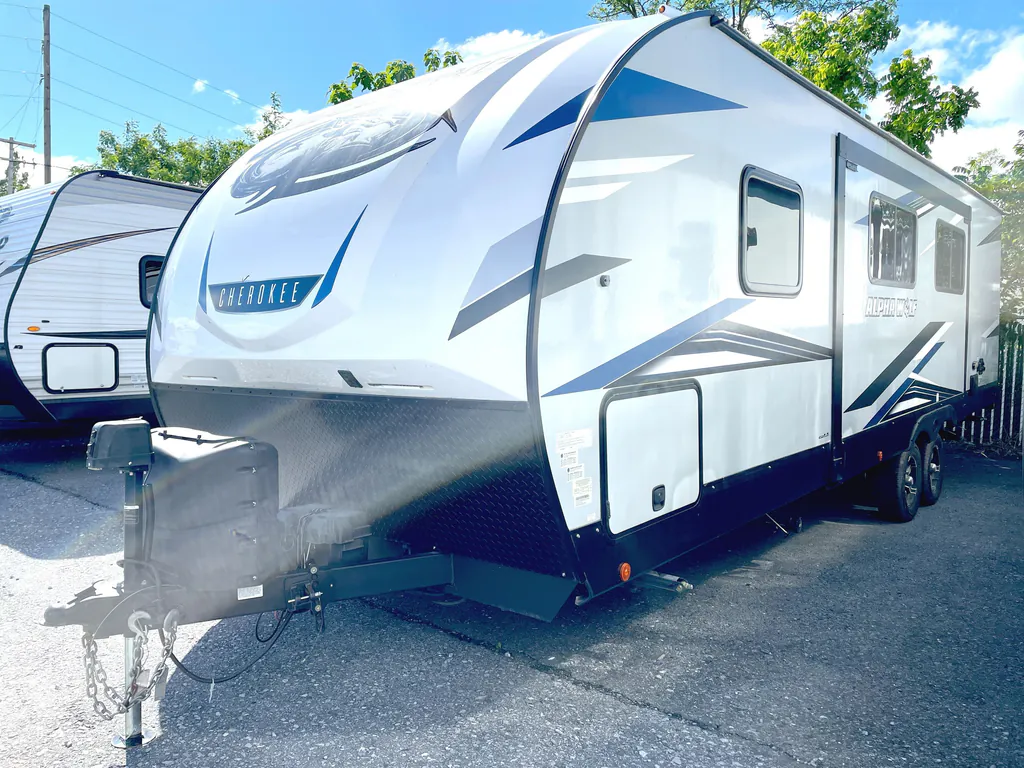 2022 Forest River Cherokee Alpha Wolf 26RB-L, Photos photo 4