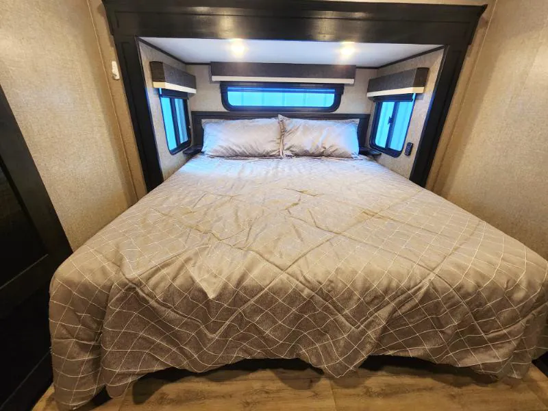 2021 Jayco Pinnacle 36FBTS, Photos photo 49