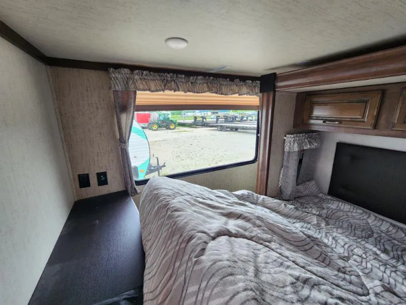 2019 Forest River Sierra Destination 399LOFT, Photos photo 28