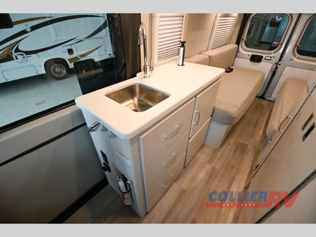2026 Thor Motor Coach Tellaro 20U, Photos photo 15