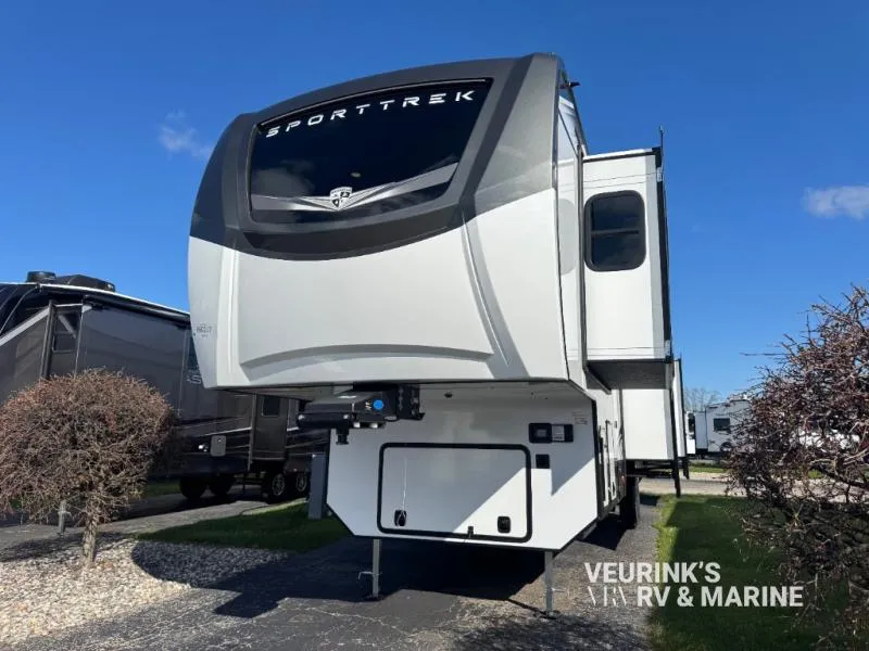 2026 Venture RV SportTrek Touring Edition STTF365VFL - Photo 2