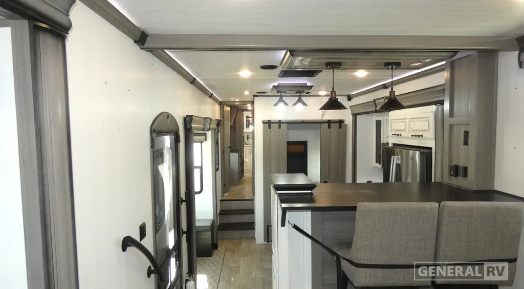 2022 Keystone Montana 3763BP, Photos photo 2