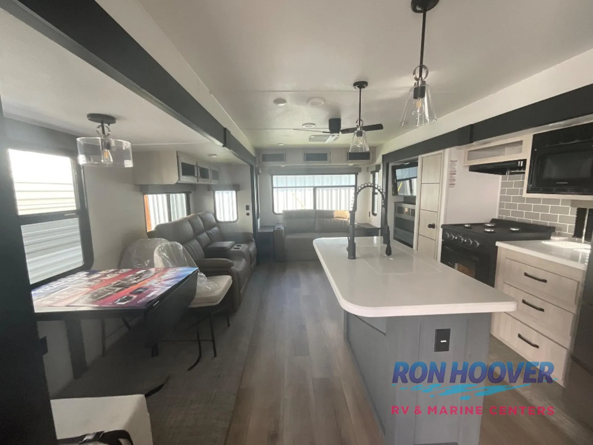 2026 Forest River Puma Vista 38RLB — Photo 6