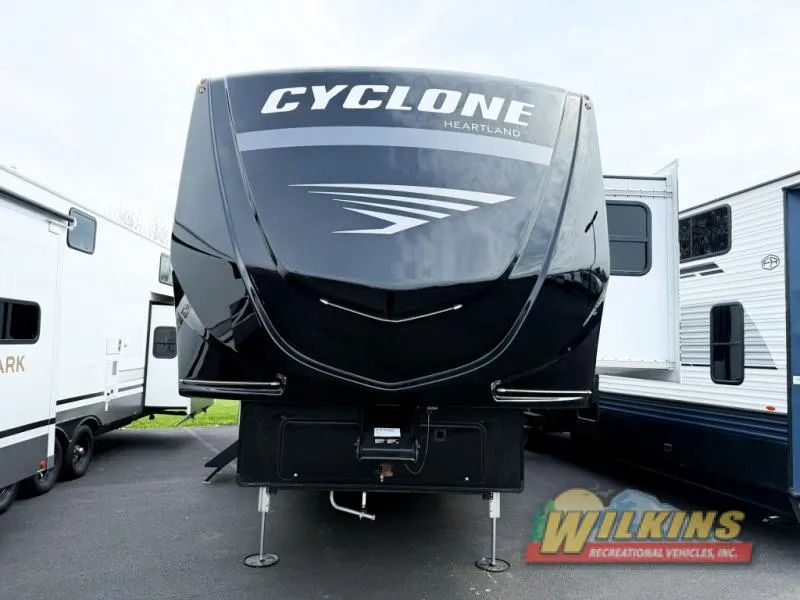 2026 Heartland Cyclone 3913 - Photo 3